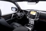 Toyota Land Cruiser 200 Executive White 2016 года (CIS)